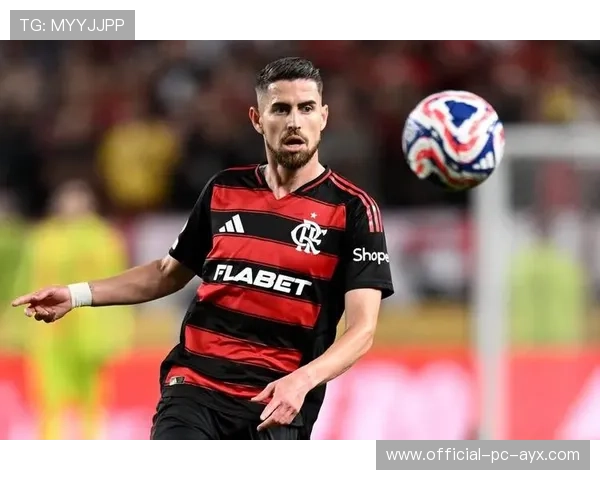 弗拉门戈中场抢断立刻反推